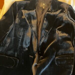 Banana Republic velvet blazer with silk lining